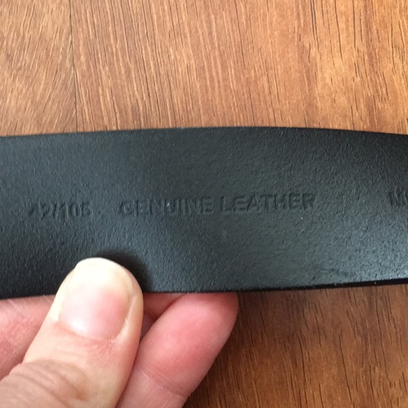 BNWOT Black leather belt - Picture 4 of 8